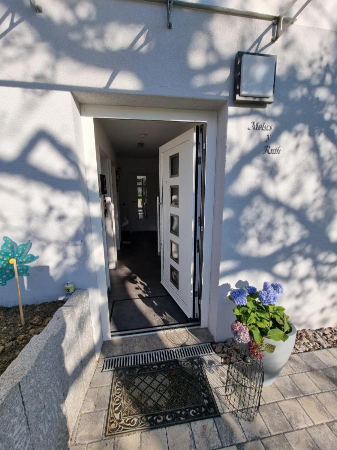 Holiday Apartment Moises Y Ruth Murg  エクステリア 写真